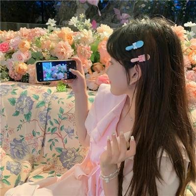 粉红小房子